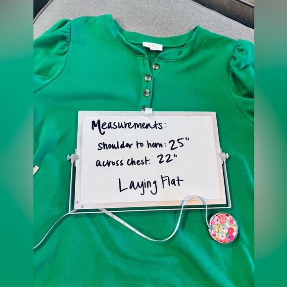 LOFT Vibrant Green Henley Sweatshirt - Picture 5 of 6